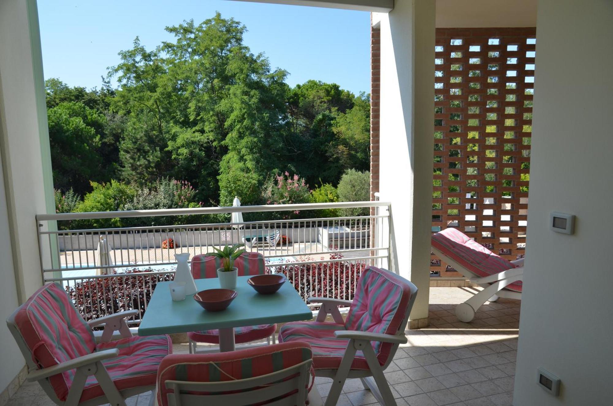 Residenza Le Acacie Apartment Bibione Exterior photo